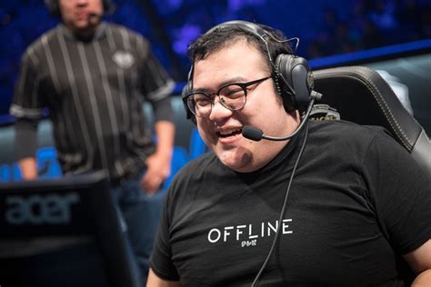 how old is scarra.